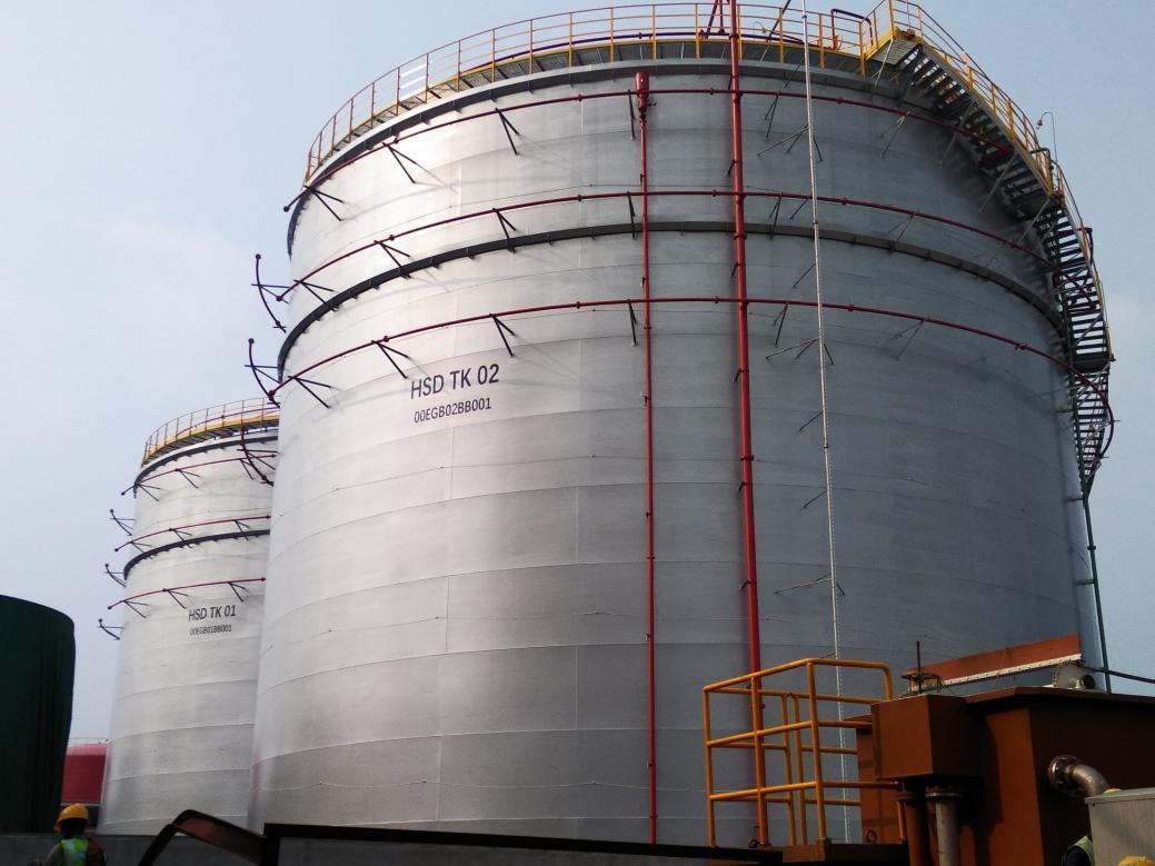 孟加拉希拉杰甘杰電站項(xiàng)目油罐.jpg